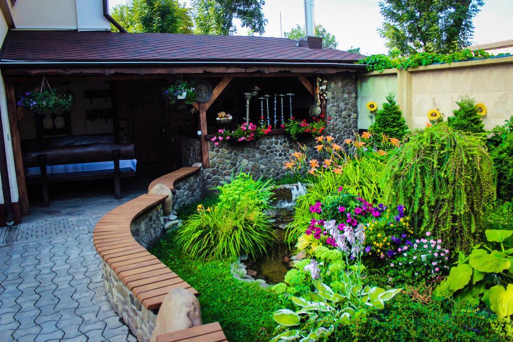 Nashe Misto Guest House Kowel Zewnętrze zdjęcie